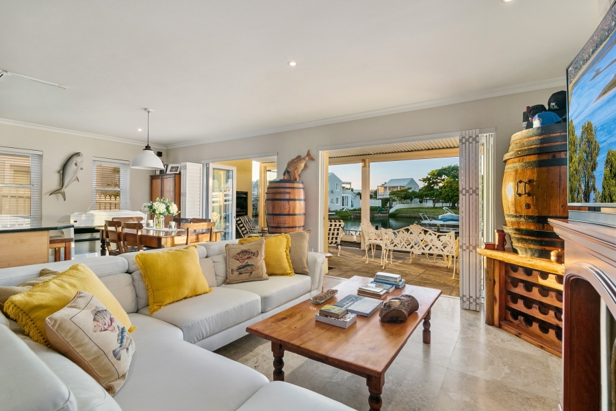 4 Bedroom Property for Sale in Thesen Islands Western Cape